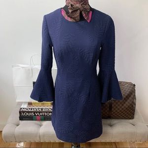 NWT Lilly Pulitzer Kayla Stretch Bell Sleeve Navy Leaf Print Dress Size 4